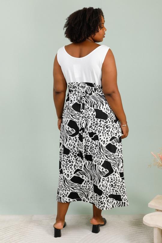 Robe Bicolore, Col Rond